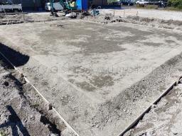 砕石敷き
転圧
................................
 