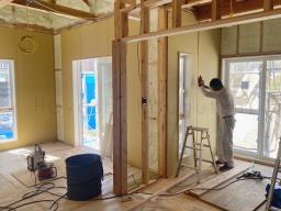 壁ボードの施工
　
　
　
................................
 