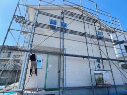 破風や軒裏の施工
コーキング工事
................................