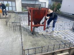 ベースコンクリートの打設が行なわれました！---- COPYRIGHT©2021 霧島市 TDホーム霧島（有）林工務店 ----