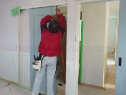 建具の吊り込みも行なわれました！---- COPYRIGHT©2022 霧島市 TDホーム霧島（有）林工務店 ----