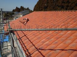 Ｆ様邸では、カパラスのランダムレッドが使用されています。丸みのあるカーブがより大きくて可愛いフレンチハウスにはピッタリですね♡---- COPYRIGHT©2021 霧島市 TDホーム霧島（有）林工務店 ----