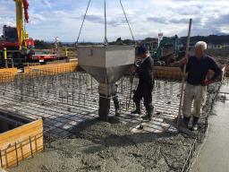 ベースコンクリートの打設が行なわれました！---- COPYRIGHT©2020 霧島市 TDホーム霧島（有）林工務店 ----