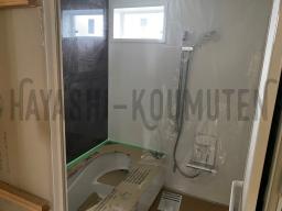 ユニットバスの工事が行なわれました！---- COPYRIGHT©2020 霧島市 TDホーム霧島（有）林工務店 ----