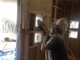 発泡ウレタン断熱材の施工が行なわれました！---- COPYRIGHT©2019 霧島市 TDホーム霧島（有）林工務店 ----