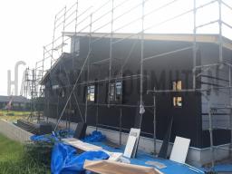 ブラックの外壁がインダストリアルな雰囲気ですね！---- COPYRIGHT©2019 霧島市 TDホーム霧島（有）林工務店 ----