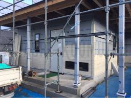 サイディングの取り付けが行なわれました！キャスティングウッド木目調ホワイトアッシュがいい感じ♪---- COPYRIGHT©2019 霧島市 TDホーム霧島（有）林工務店 ----