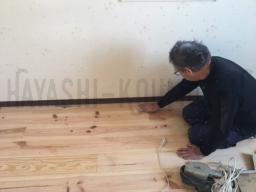 床塗装工事が 行なわれました(｡･ω･)ﾉﾞ塗装は、植物からできた体にやさしい自然塗料を使用しています！---- ©2019 霧島市 TDホーム霧島（有）林工務店 ----