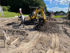 遣り方・床堀り
砕石敷き・転圧
𓈒𓐍𓂃𓈒𓂂𖤣𖤥𖠿................
 