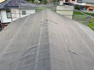 屋根の骨組み
ルーフィング
................................
 