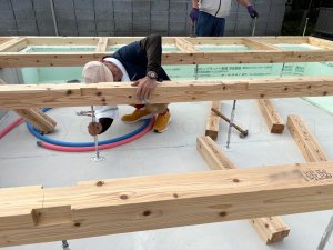 大工工事開始！
土台敷き込み
𓈒𓐍𓂃𓈒𓂂𖤣𖤥𖠿................
 