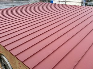 屋根材：ｶﾞﾙﾊﾞﾘｳﾑ鋼板
ﾚｯﾄﾞﾌﾞﾗｳﾝ
𓈒𓐍𓂃𓈒𓂂𖤣𖤥𖠿................
 