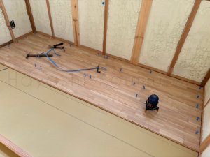 床板の施工
無垢床材
ﾗﾊﾞｰｳｯﾄﾞ
　
...............𖠿𖤣𖤥𓈒𓂂𓂃𓈒𓐍
 